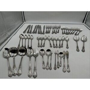 53 Piece Set Oneida Kennett Square Distinction Deluxe HH Stainless Lot